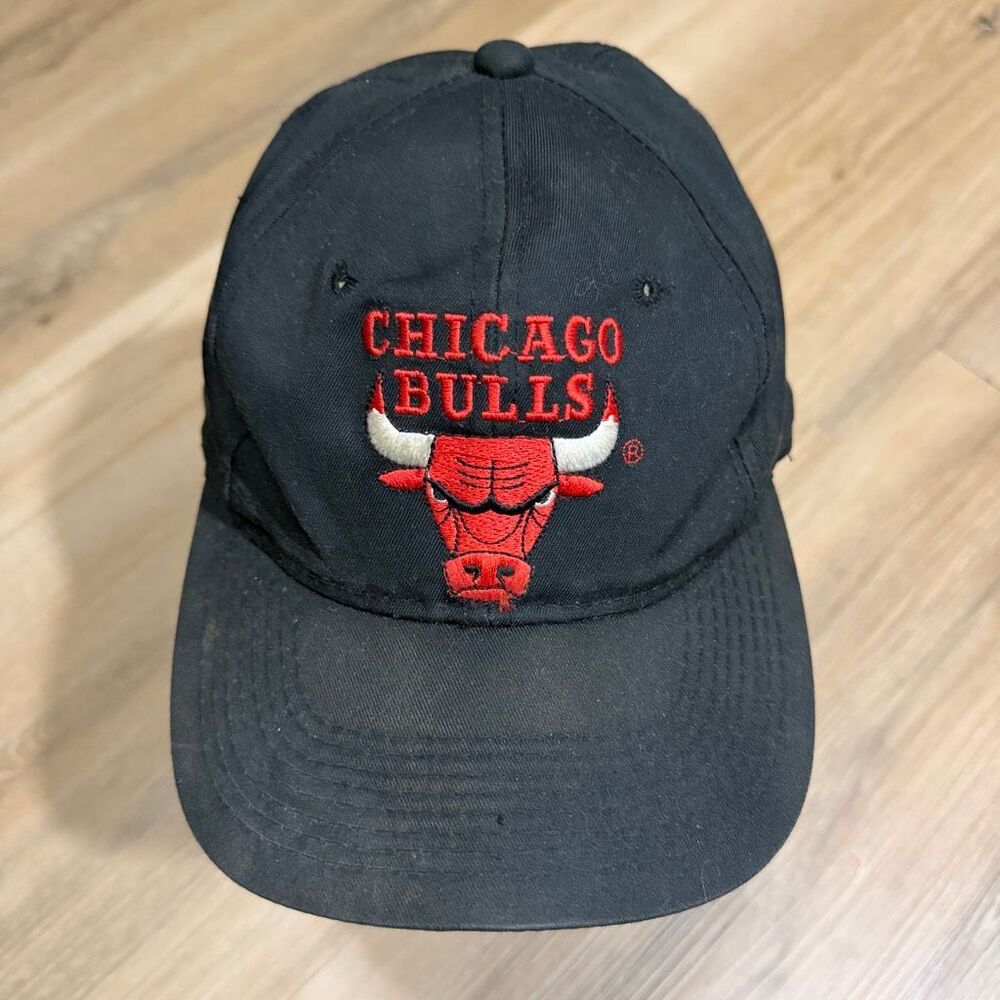Vintage Chicago Bulls SnapBack Hat 90s Jordan Era  Throwback Cap NBA Collector